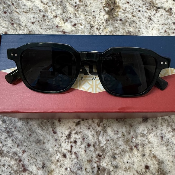 NWT Kiaura Eyewear Sunglasses Emerald Lautner Original - Picture 5 of 12